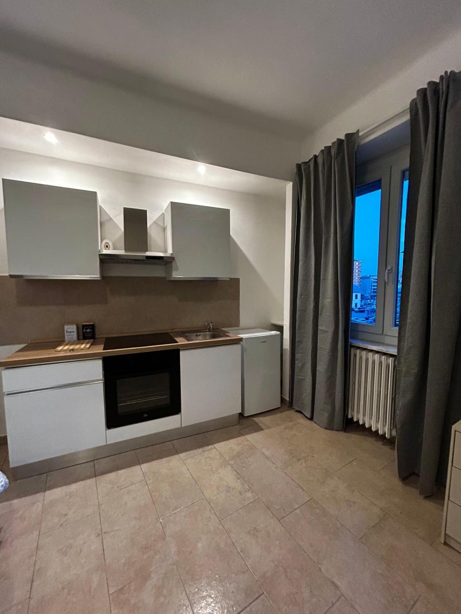 Monolocale 1 * Turin